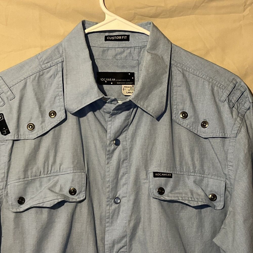 Rocawear Men's Short Sleeve Pearl Snap Button Up Shirt‎ Size Large